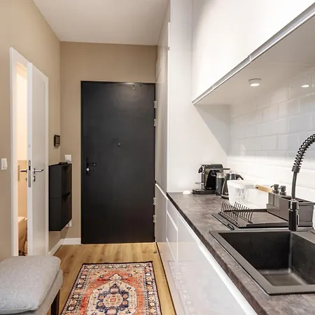 Modern Beige And Grey 3city In By Renters * غدينيا
