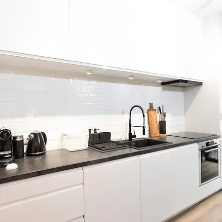 Modern Beige And Grey 3city In By Renters غدينيا