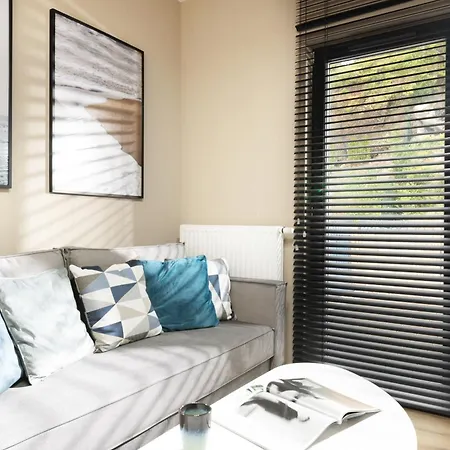 Modern Beige And Grey 3city In By Renters * غدينيا